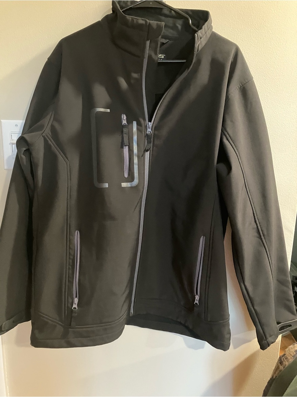 Oasis Men's Dark Olive Green Performance Softshell Jacket